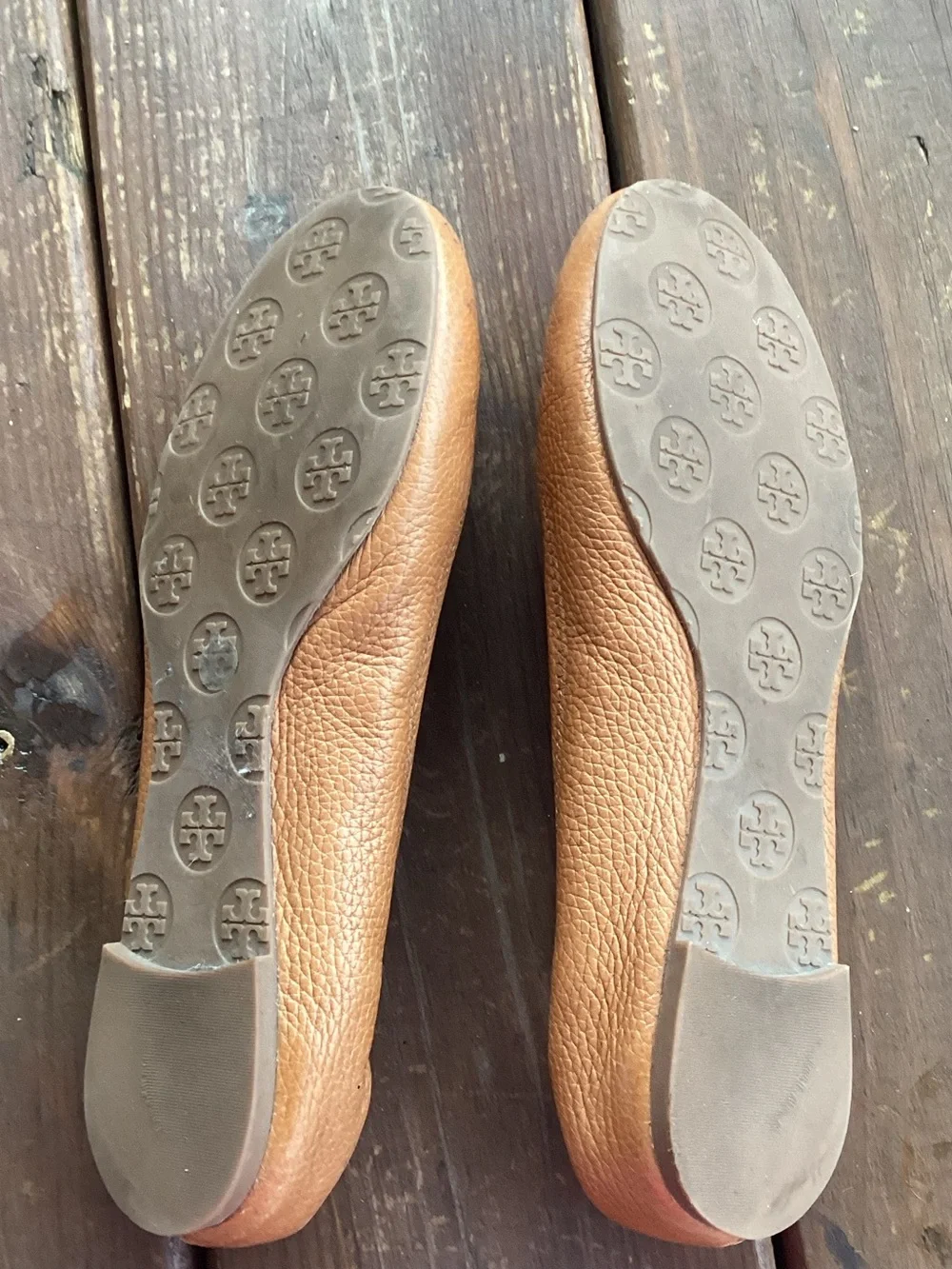 Tory Burch Leather Flats Carmel Brown Shoes Sz 7.5